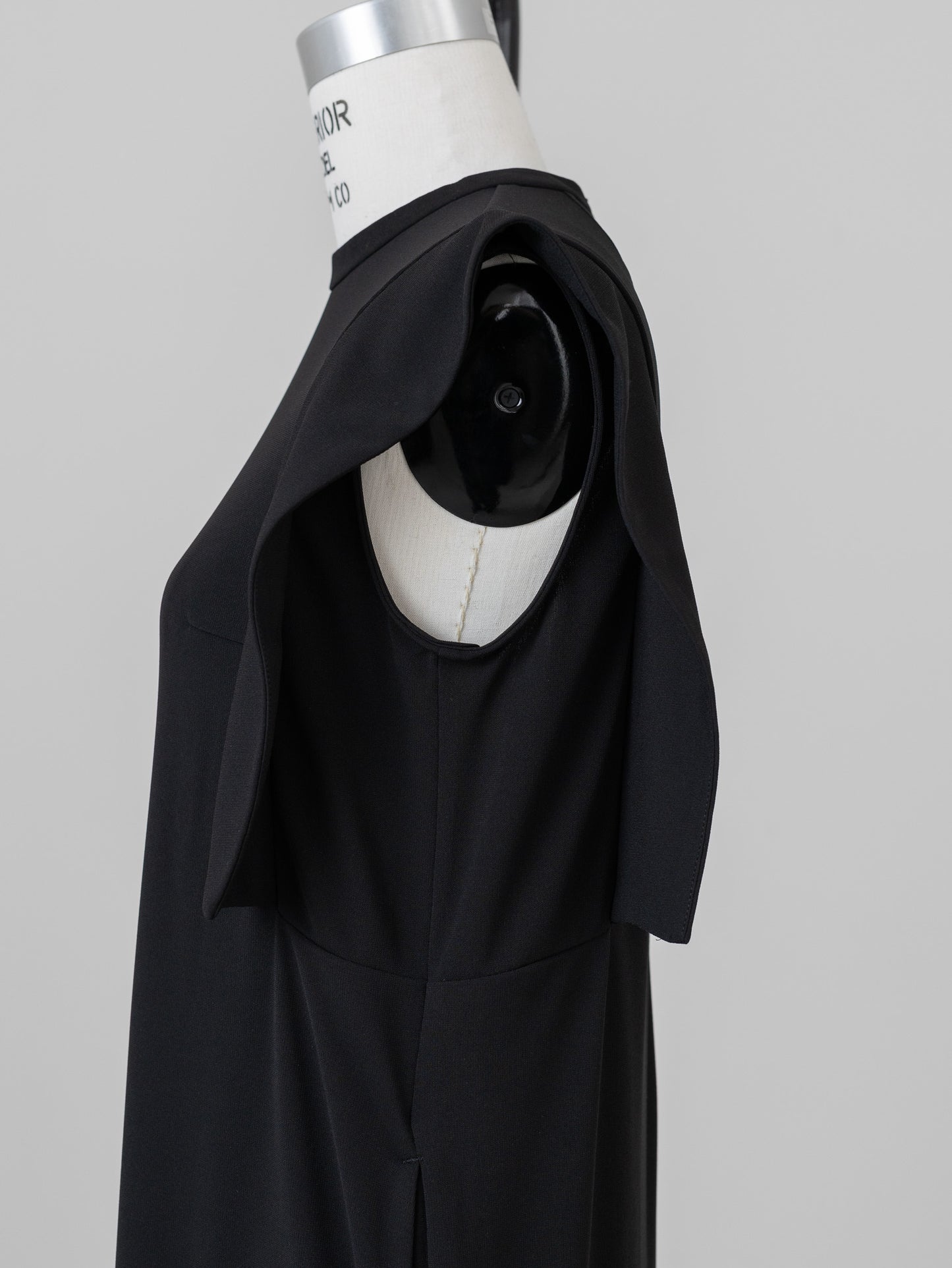 【PRE ORDER】Melt Flow Dress