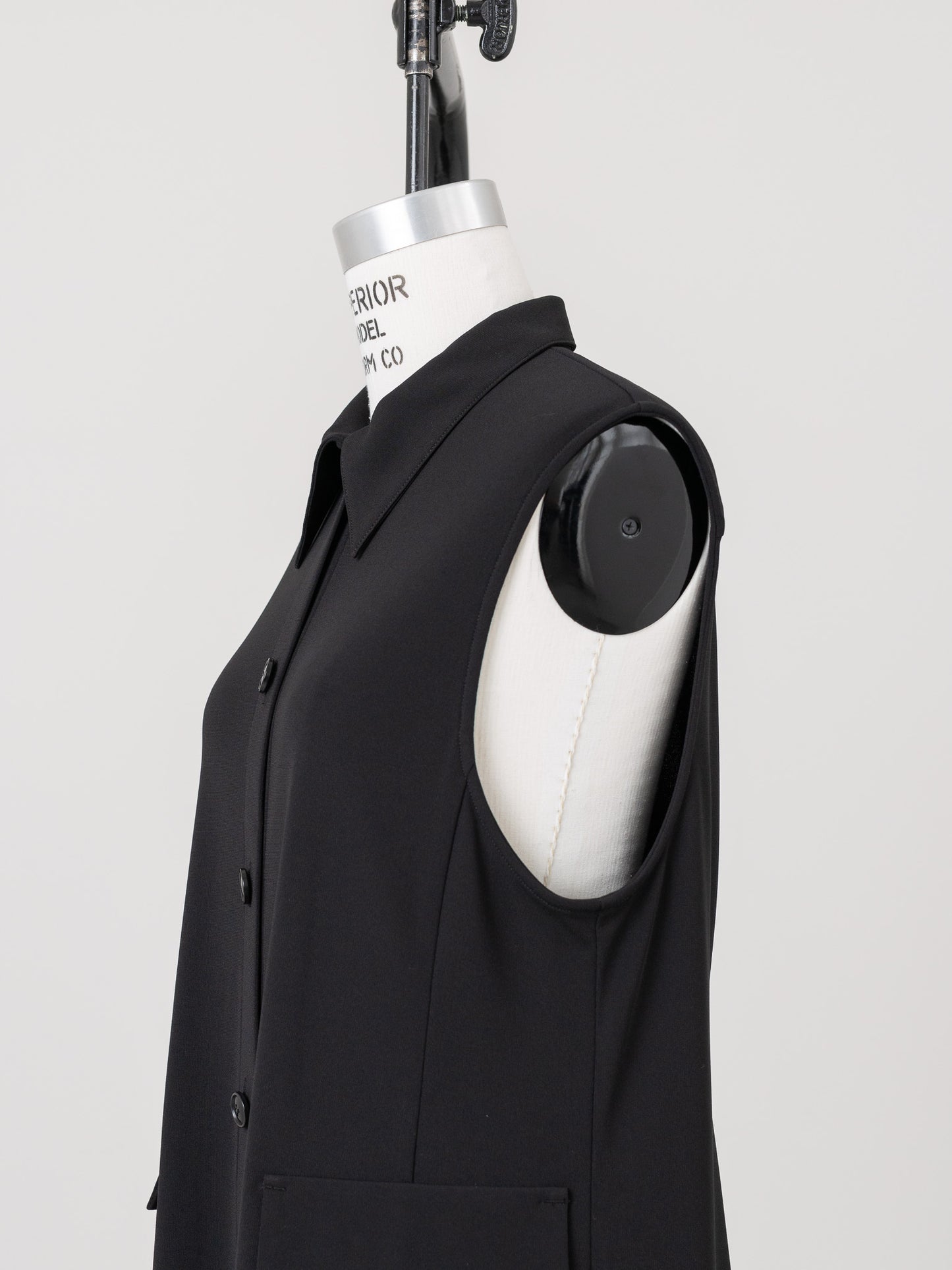 【PRE ORDER】Melt Vest