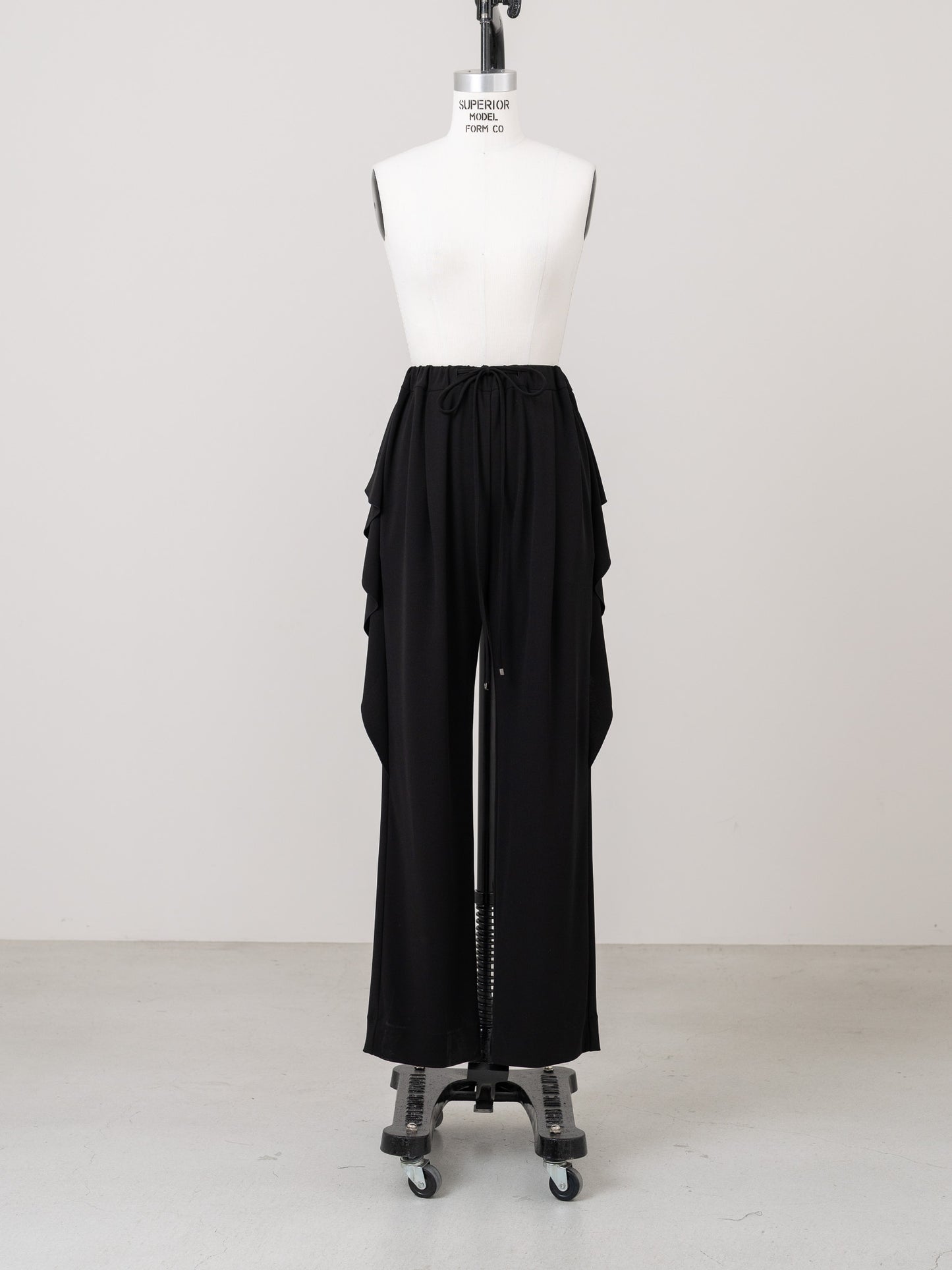 【PRE ORDER】Melt Ruffle Pants