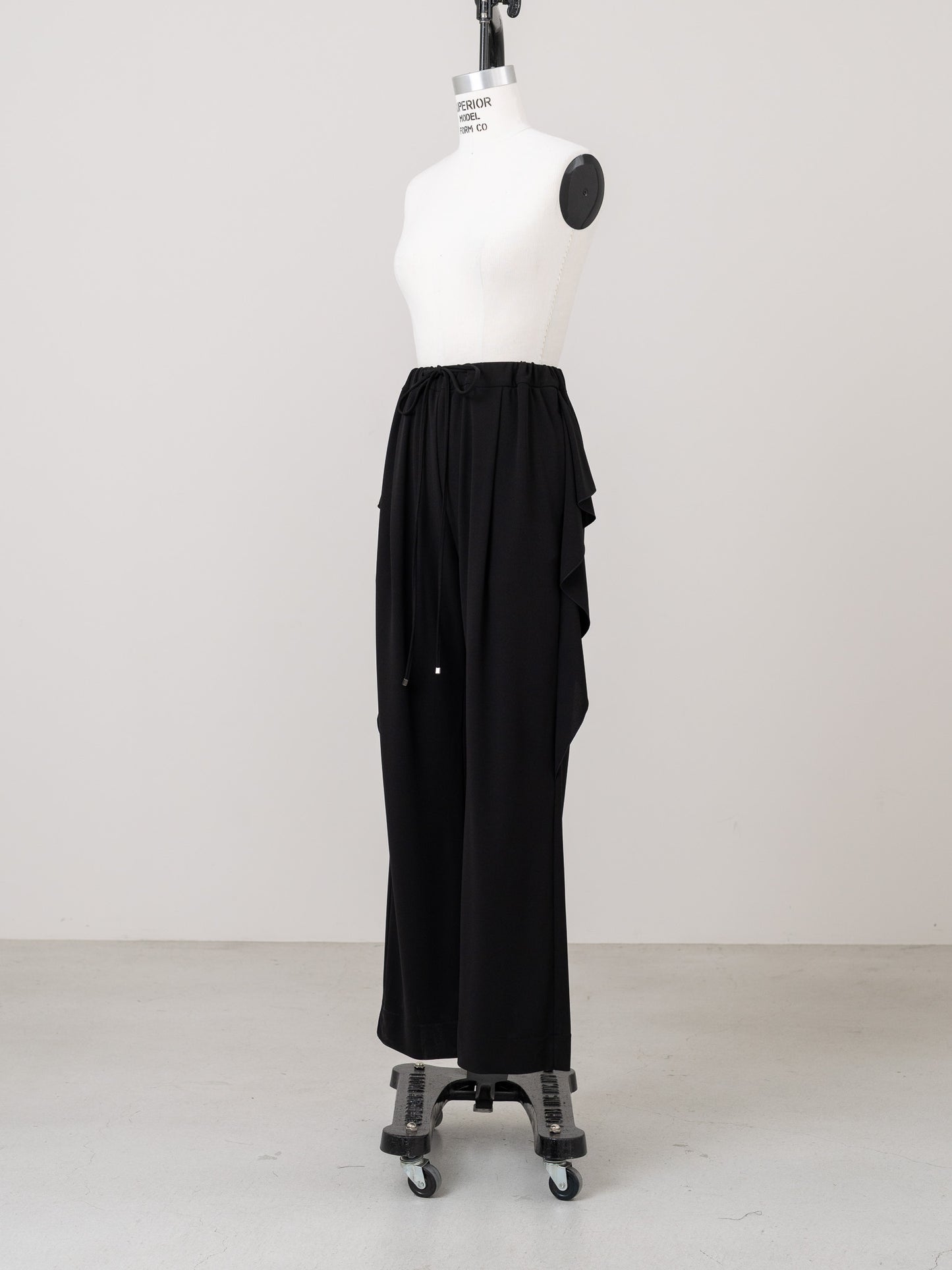 【PRE ORDER】Melt Ruffle Pants