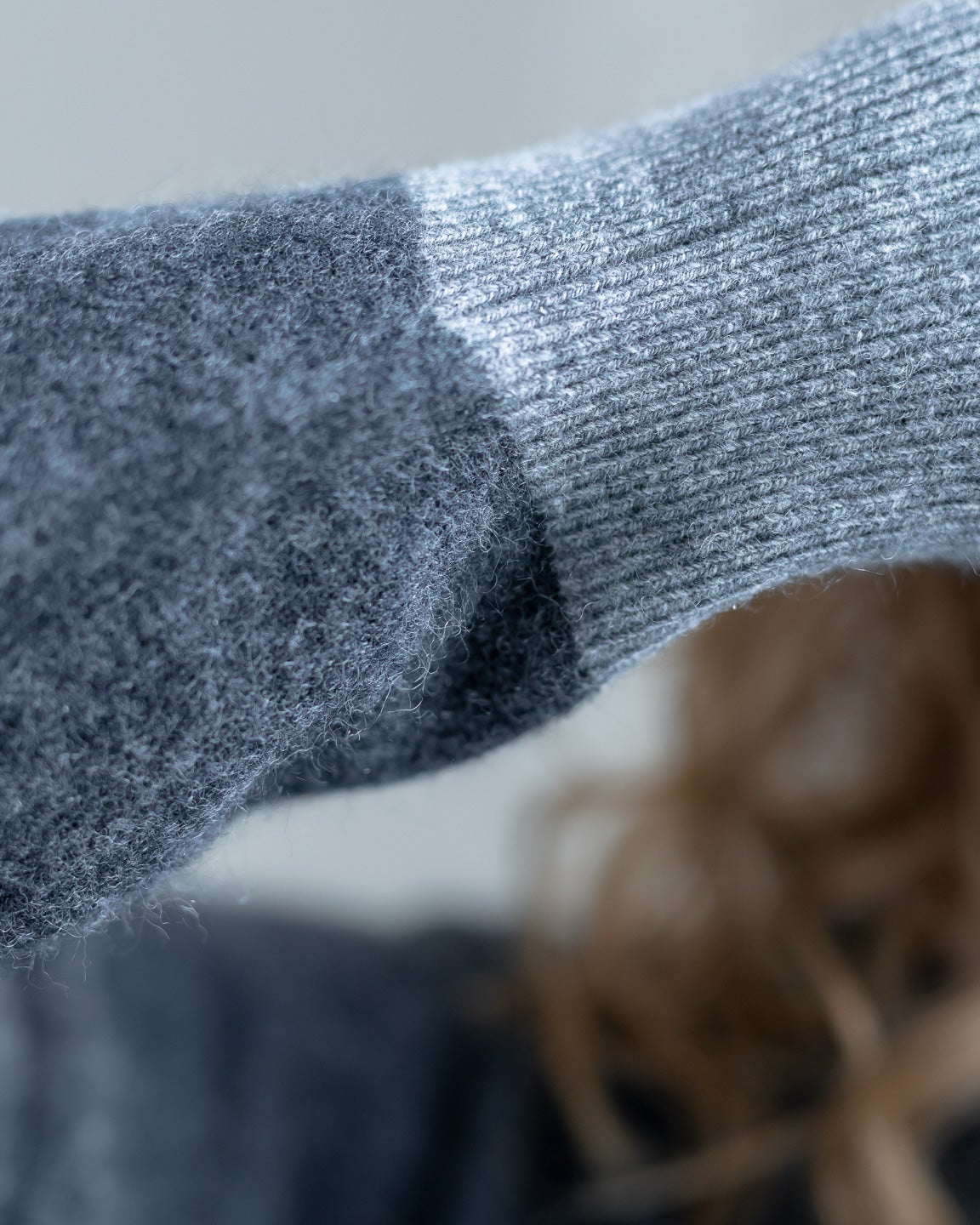 Cashmere silk blend knit(CHARCOAL BLACK)