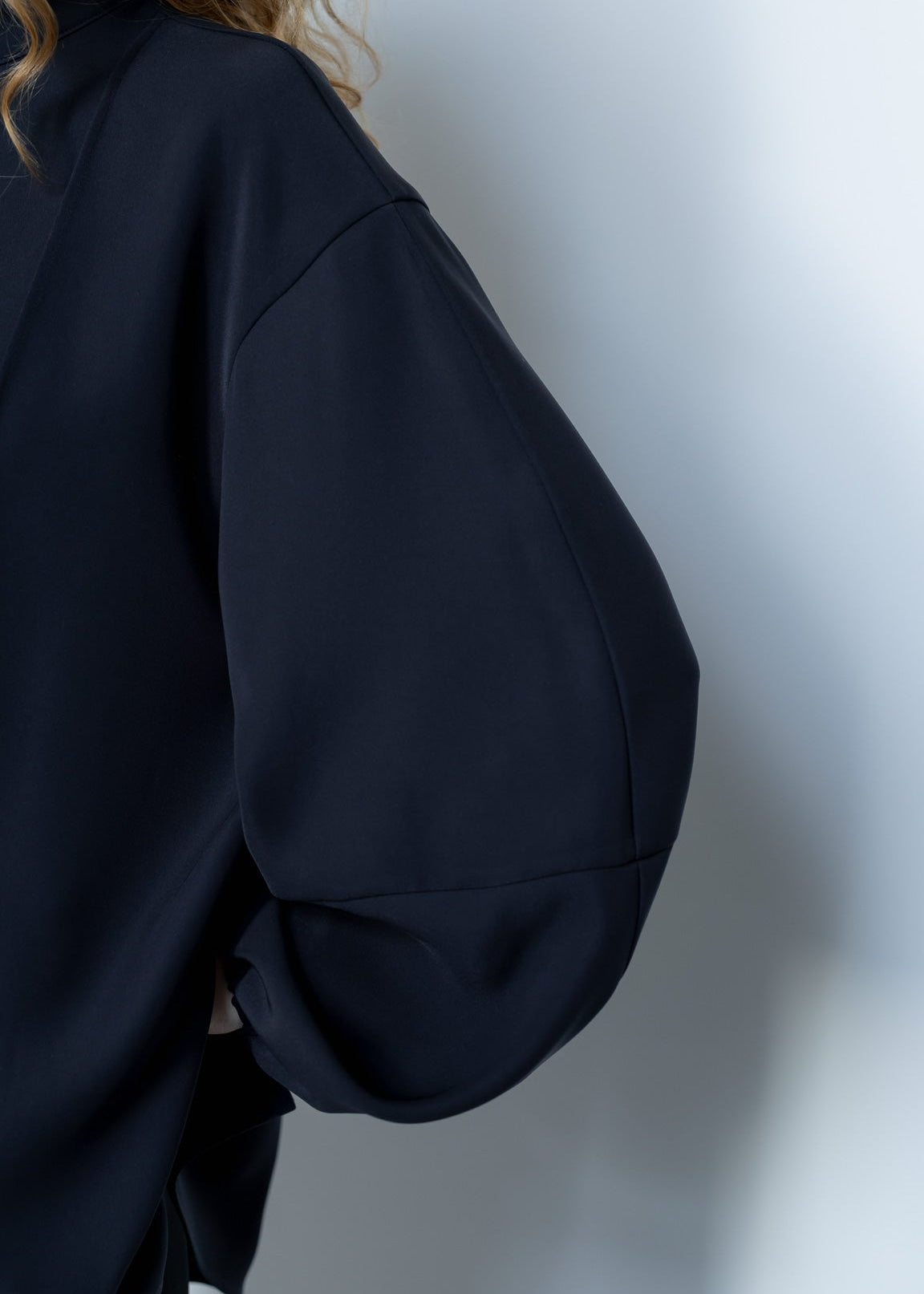 【PRE-ORDER】wave blouse(2color)