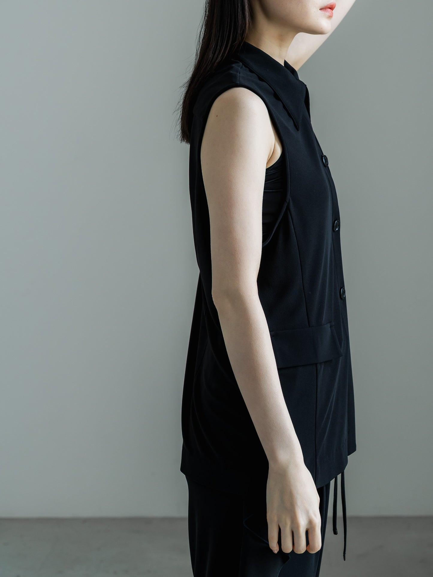 【PRE ORDER】Melt Vest