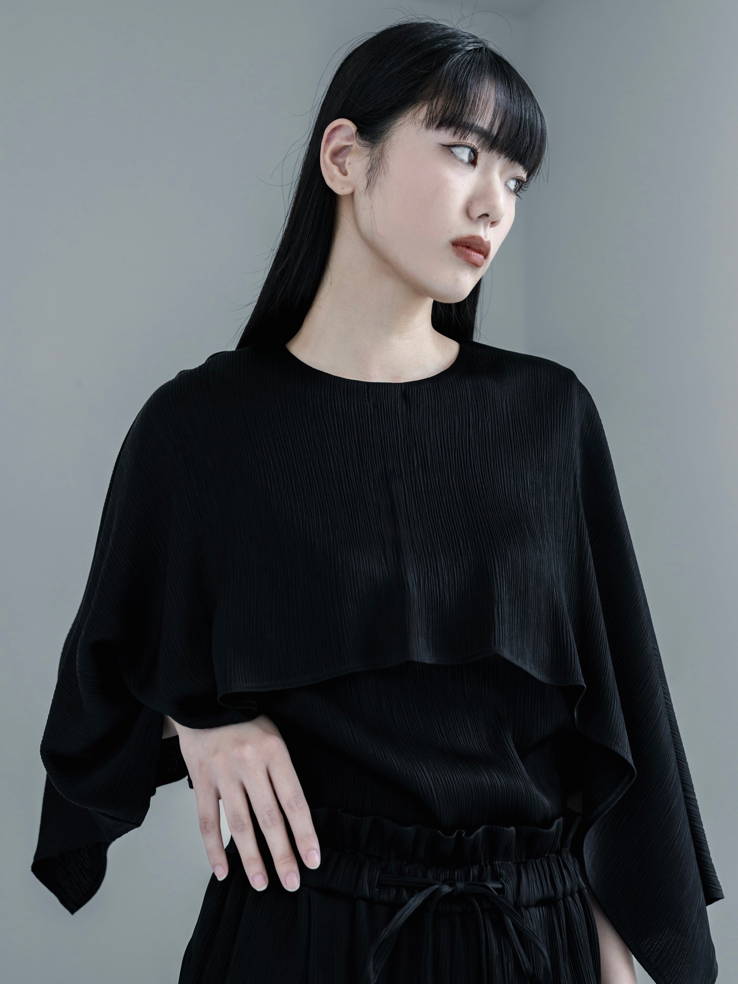 【PRE ORDER】Satin Crepe Cape