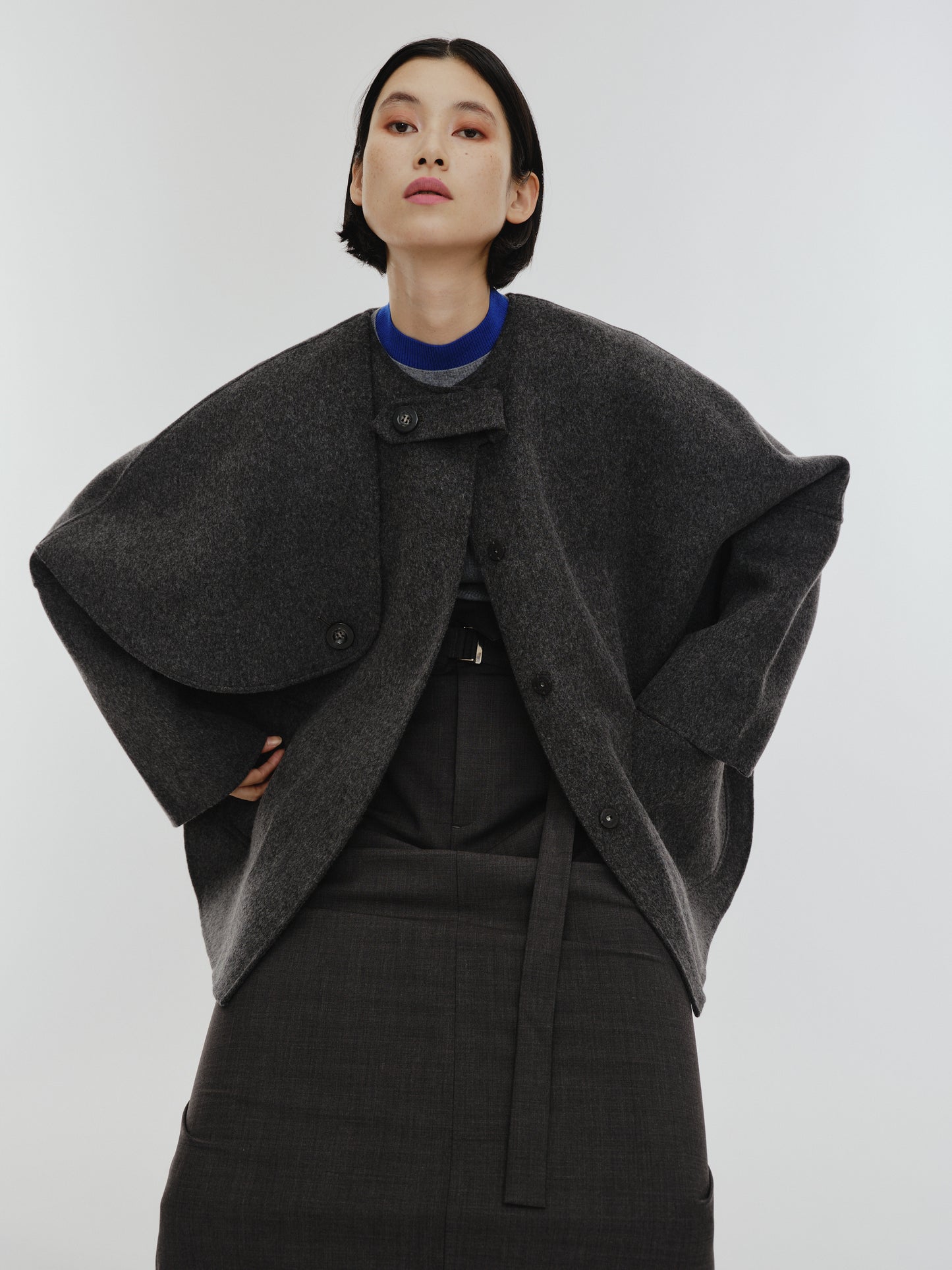 【PREORDER】PONCHO COAT / CHARCOAL GRAY