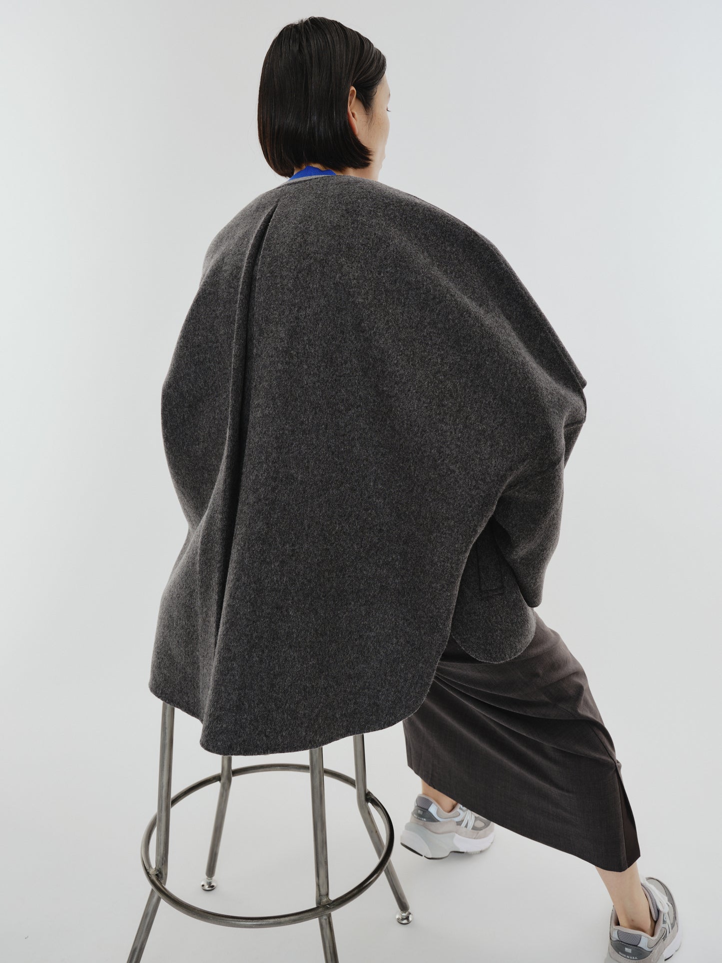 【PREORDER】PONCHO COAT / CHARCOAL GRAY