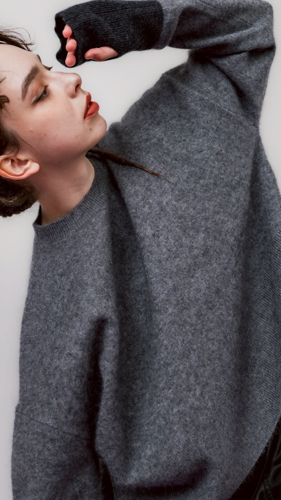 11/28発売 Cashmere silk blend knit(GRAY)