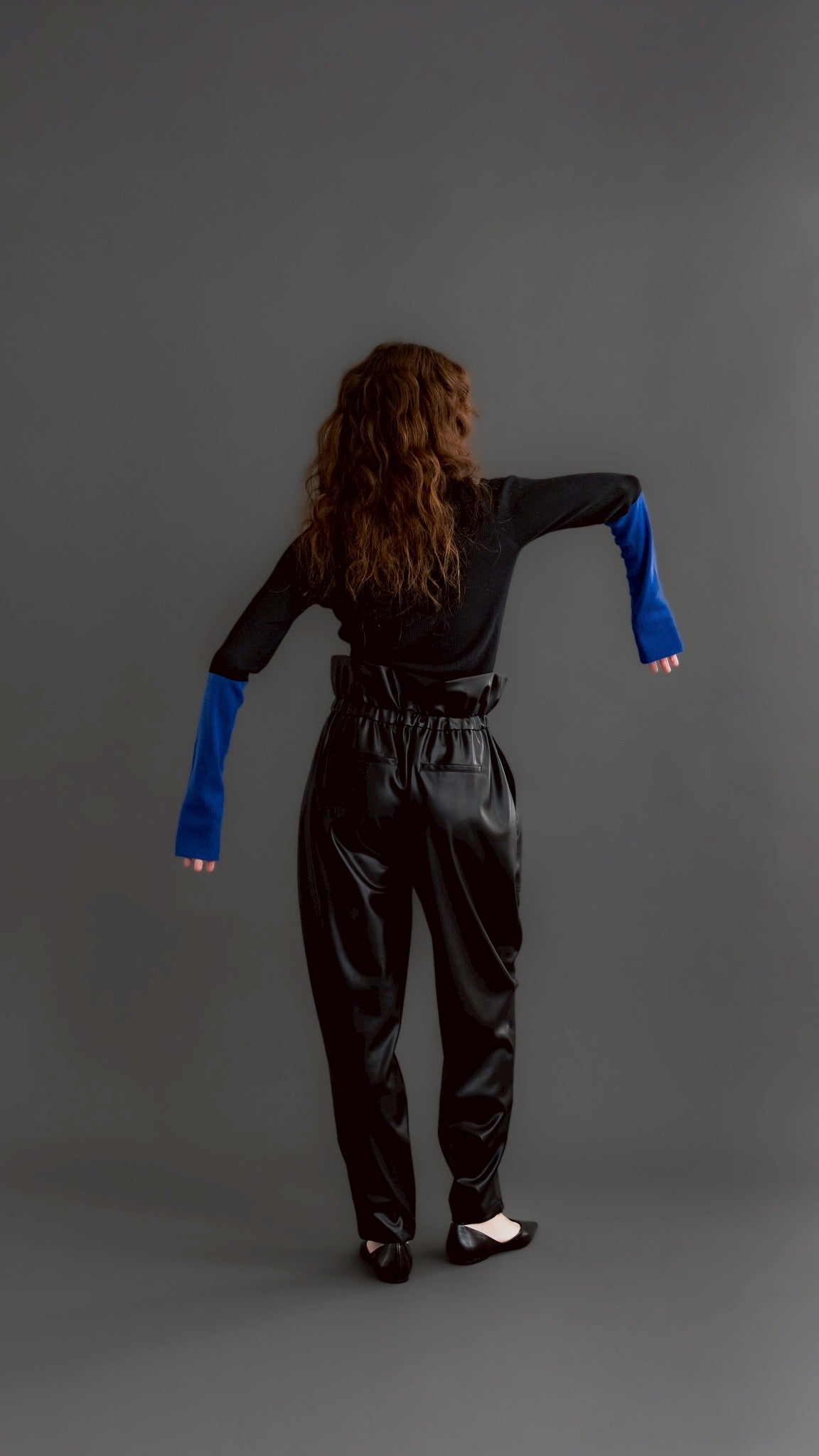 【PRE-ORDER】Petal Leather Pants(1color)