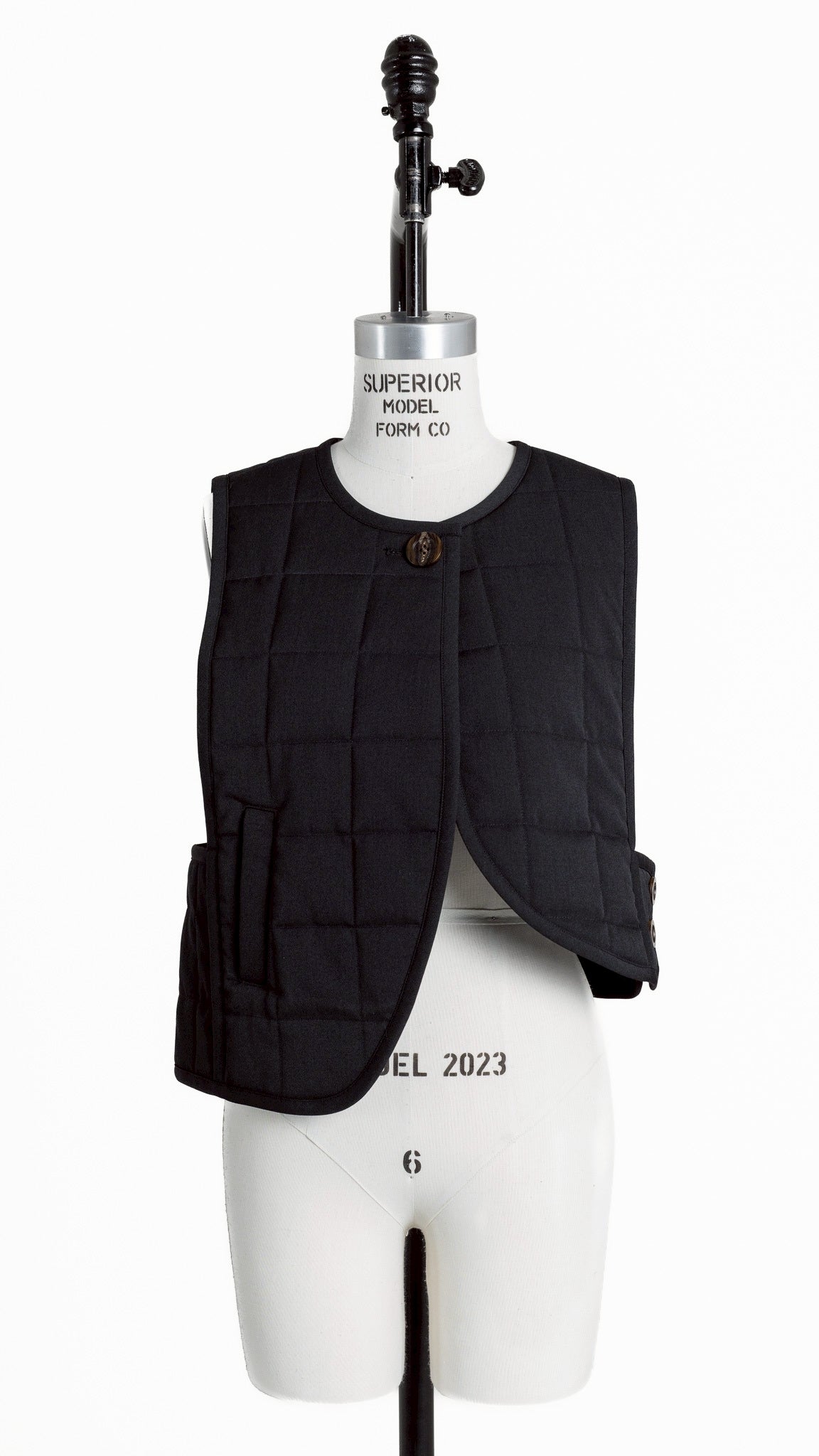 【PRE-ORDER】Reversible Vest(2color)
