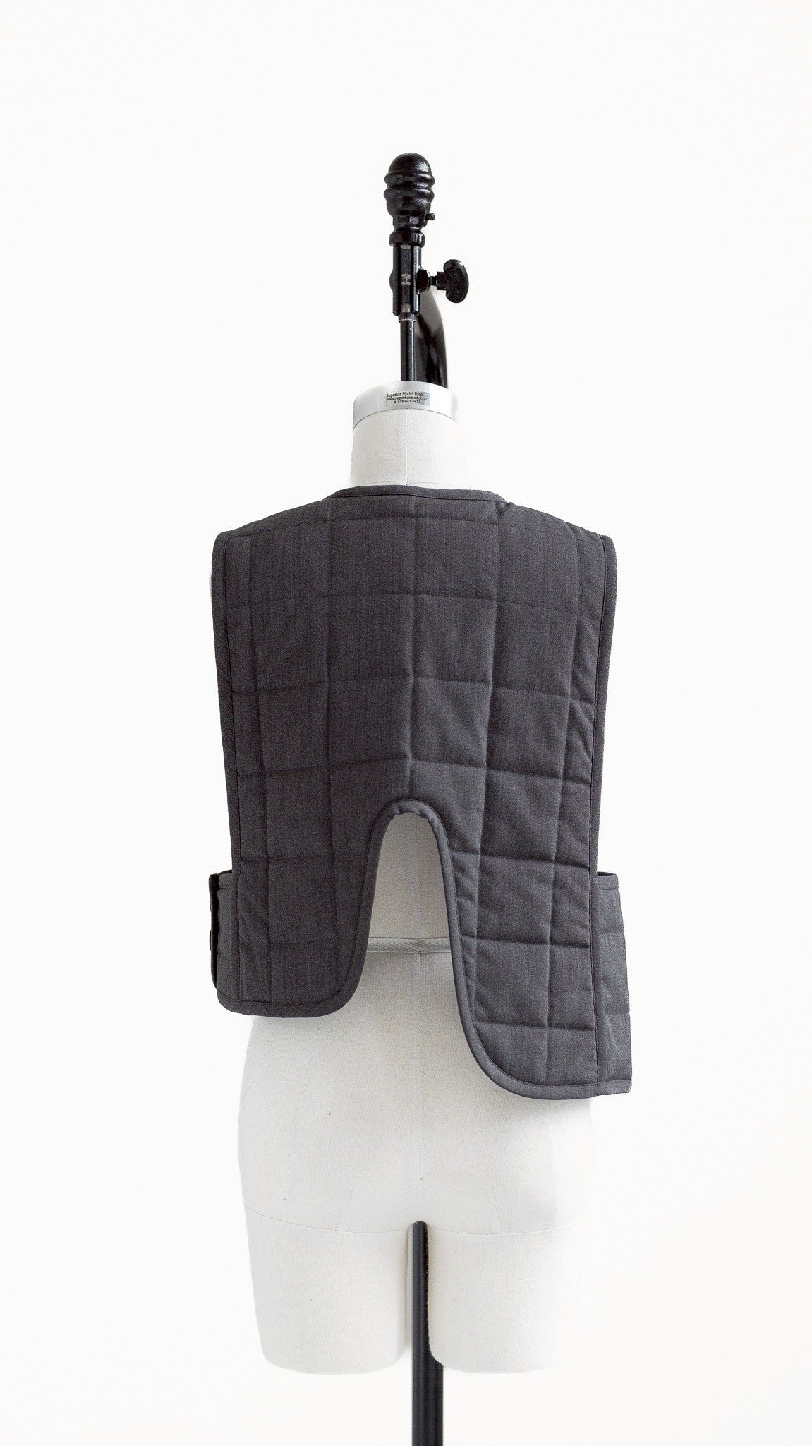 【PRE-ORDER】Reversible Vest(2color)