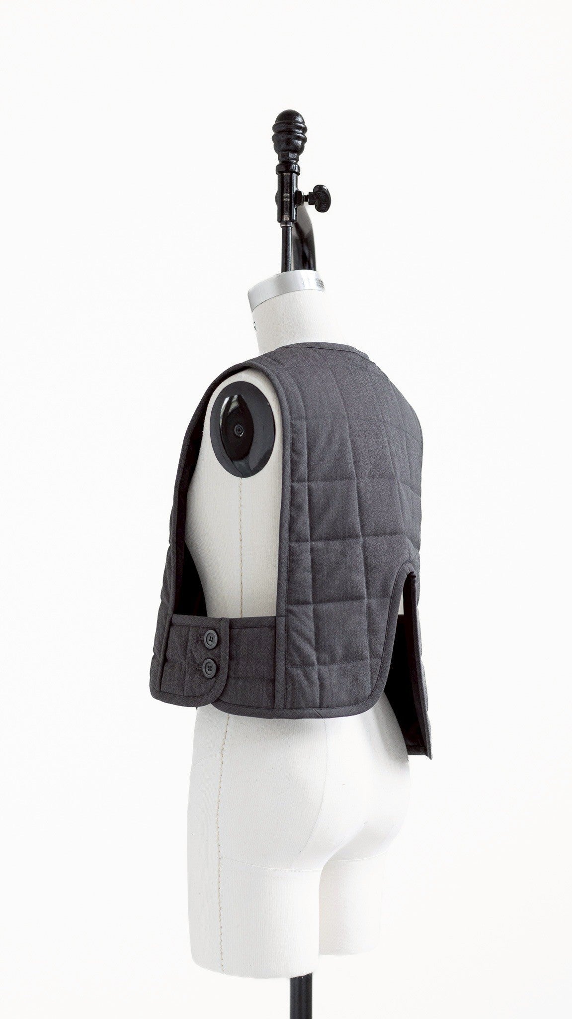 【PRE-ORDER】Reversible Vest(2color)
