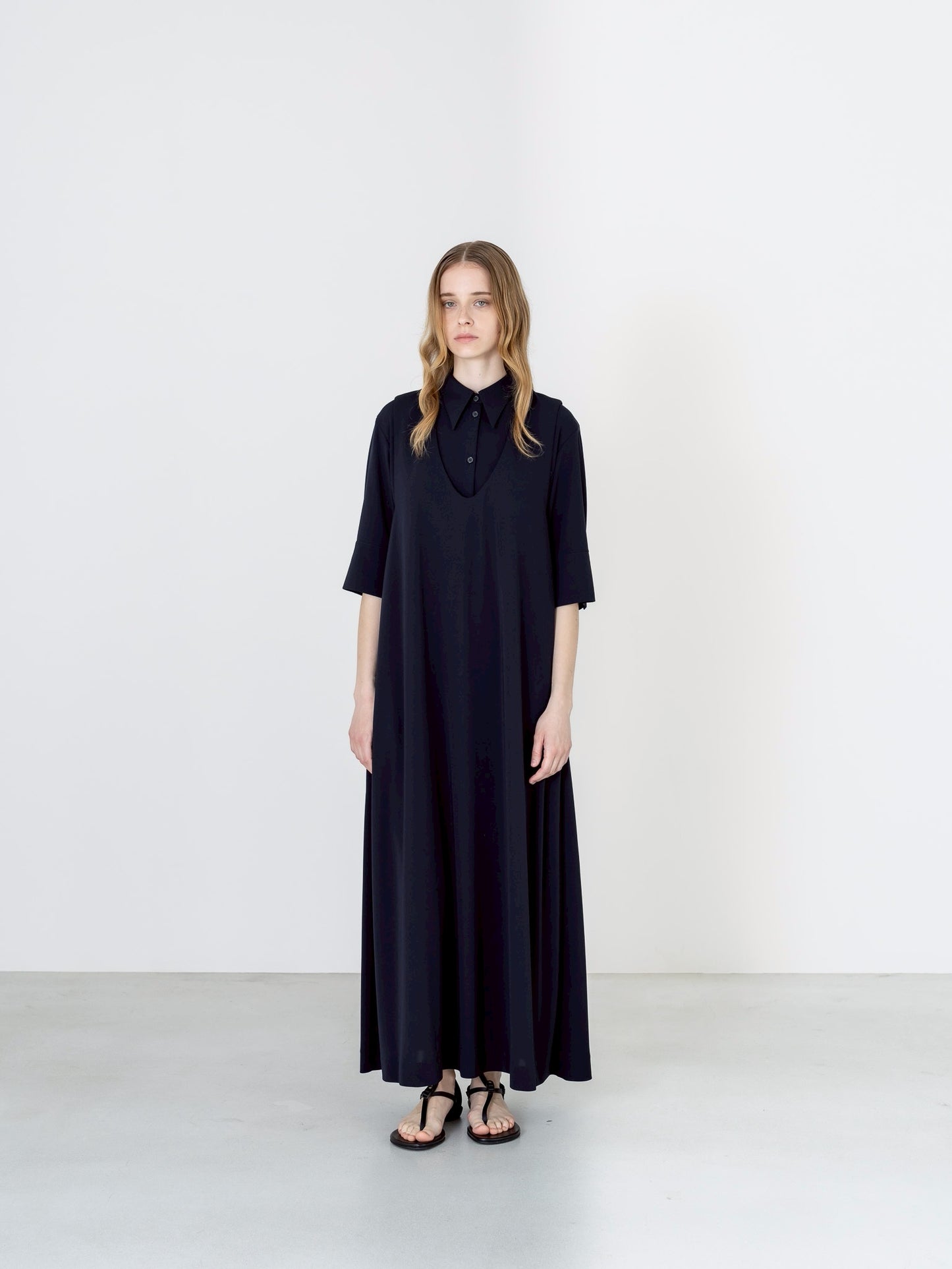 【PRE-ORDER】MELT DRESS(NAVY)