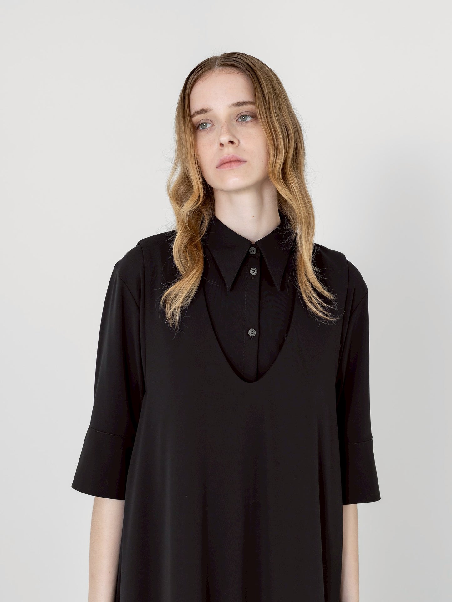 【PRE-ORDER】MELT SHIRT(BLACK)