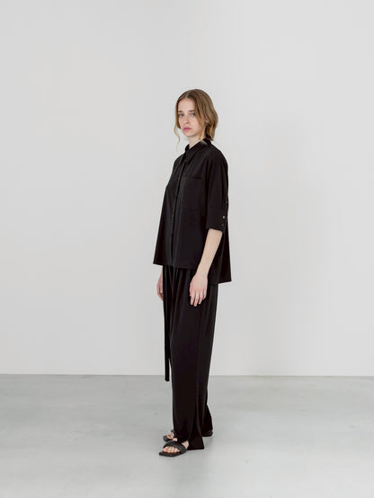 【PRE-ORDER】MELT DRAPE PANTS(BLACK)