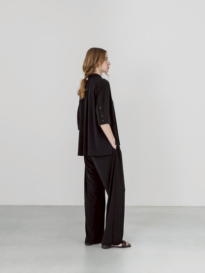 【PRE-ORDER】MELT DRAPE PANTS(BLACK)