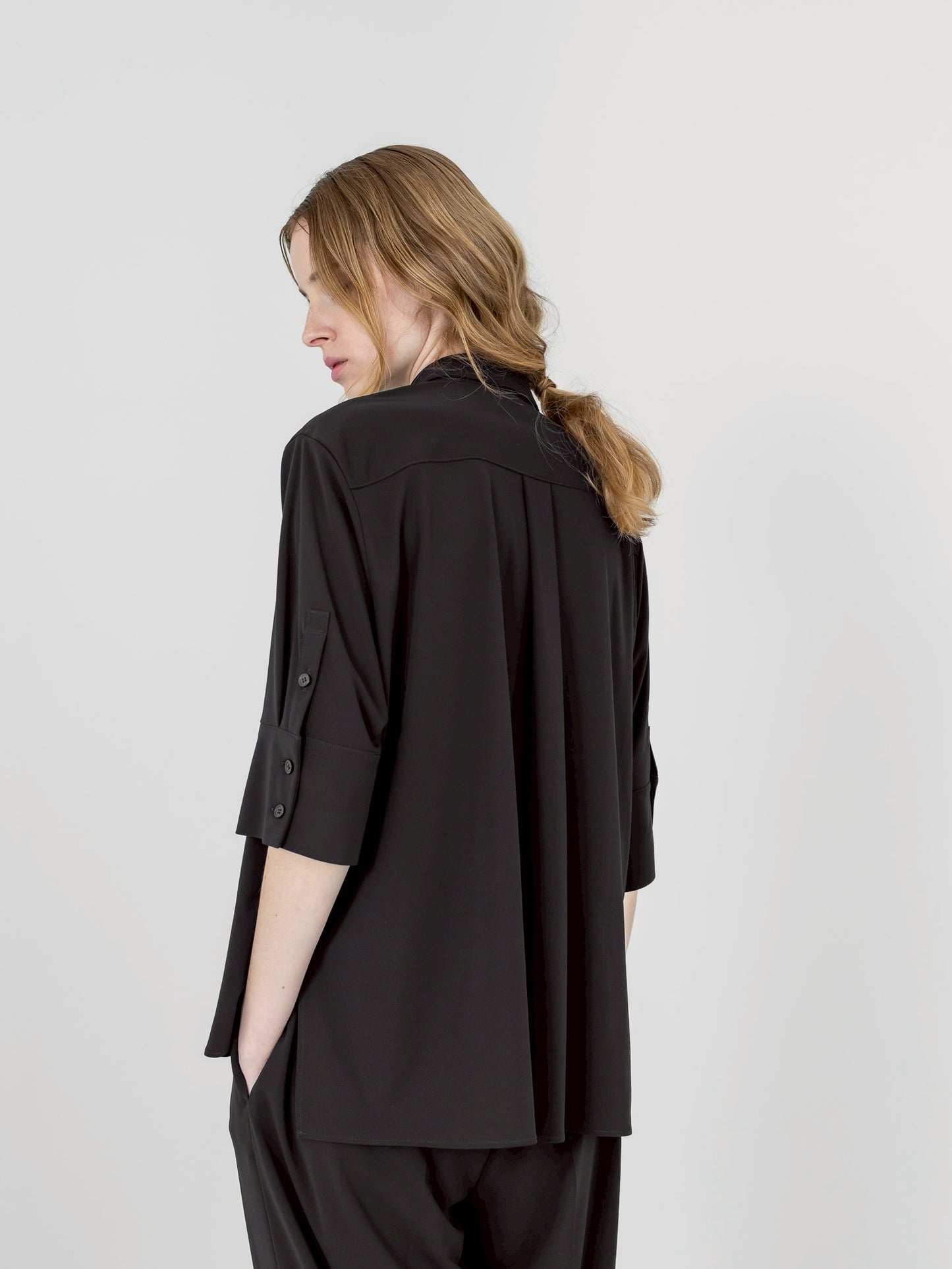 【PRE-ORDER】MELT SHIRT(BLACK)