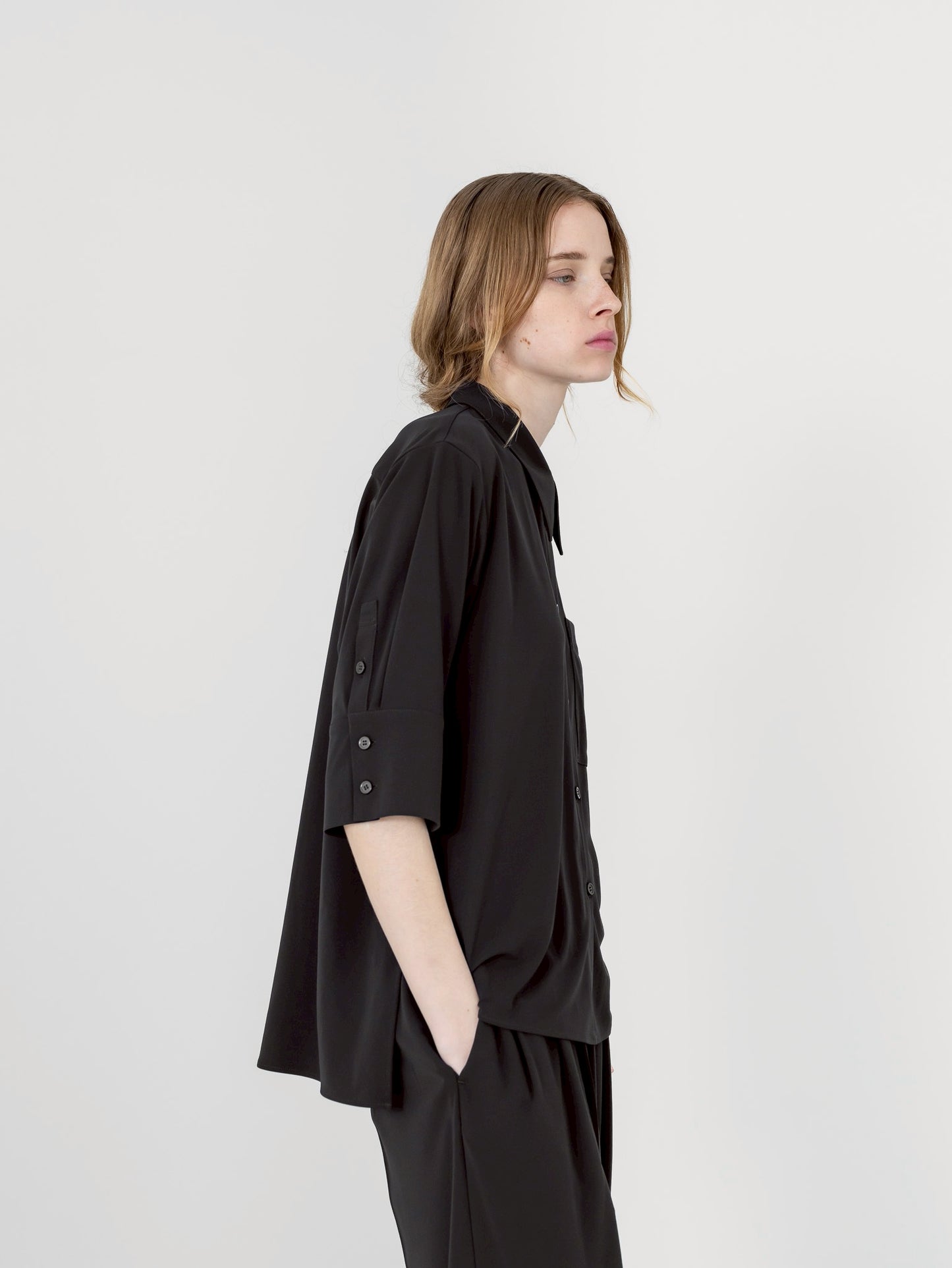 【PRE-ORDER】MELT SHIRT(BLACK)