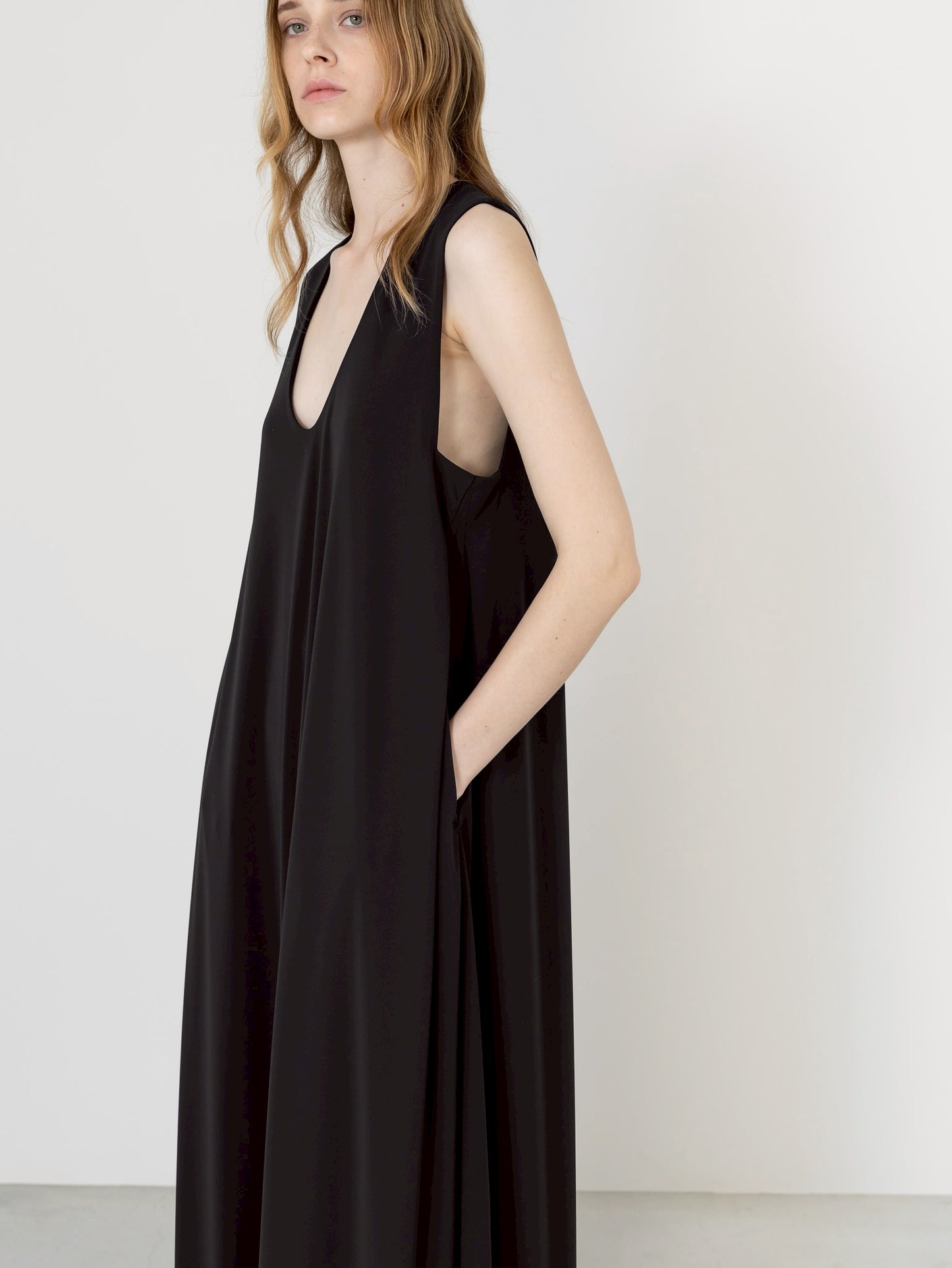 【PRE-ORDER】MELT DRESS(BLACK)