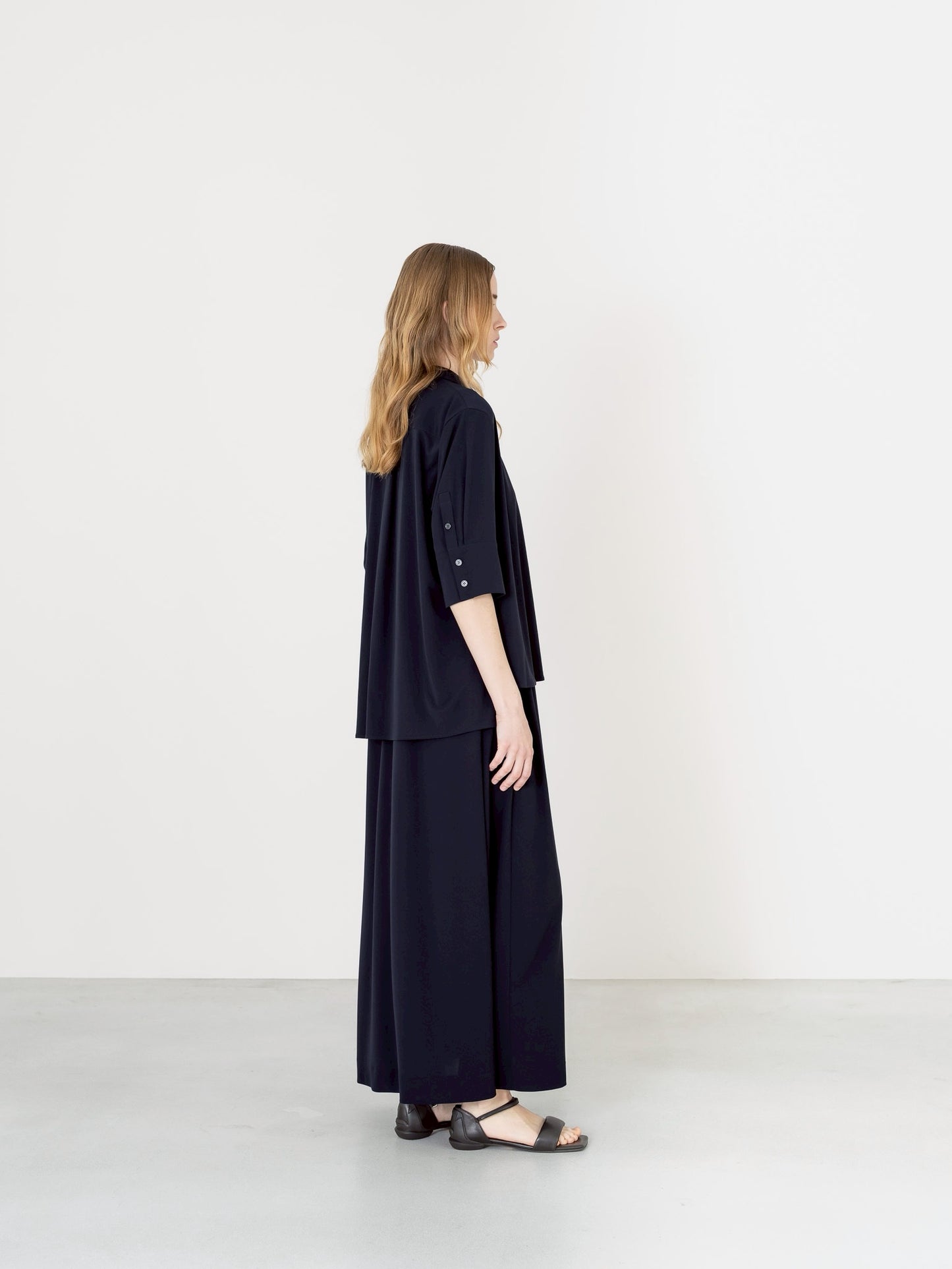 【PRE-ORDER】MELT DRESS(NAVY)