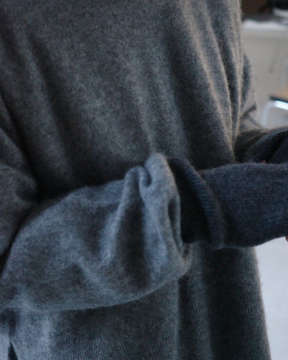 Cashmere silk blend knit(GRAY)