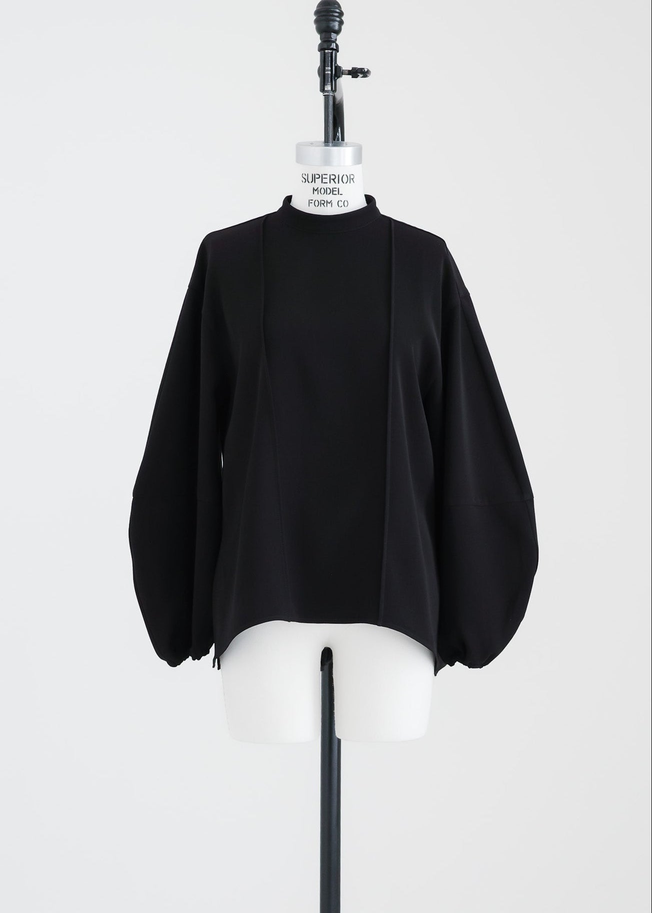 【PRE-ORDER】wave blouse(2color)