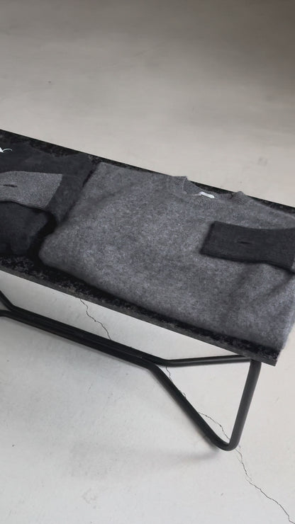 11/28発売 Cashmere silk blend knit(CHARCOAL BLACK)
